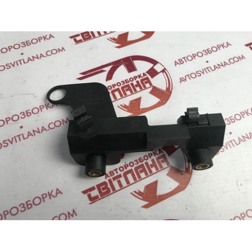Кронштейн топливной трубки Citroen Berlingo 1.6 HDI 2003-2008 9659450480